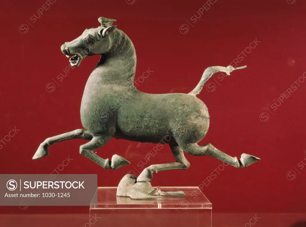Running Horse, Right Rear Leg Balanced on a Swallow in Flight (Han Dynasty 206 B.C.-- 220 A.D.) Chinese art Bronze
