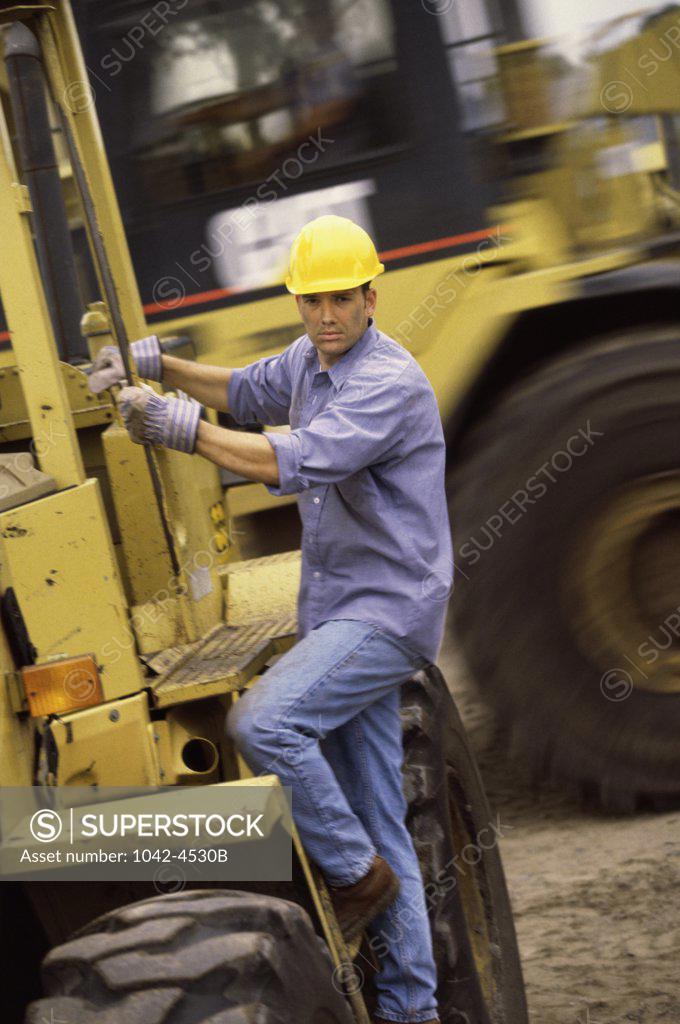 Stock Photo: 1042-4530B Portrait of a construction worker