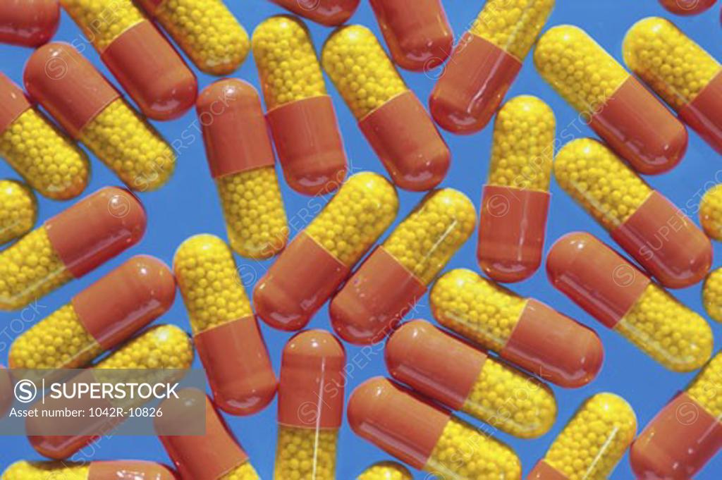 Stock Photo: 1042R-10826 Close-up of capsules