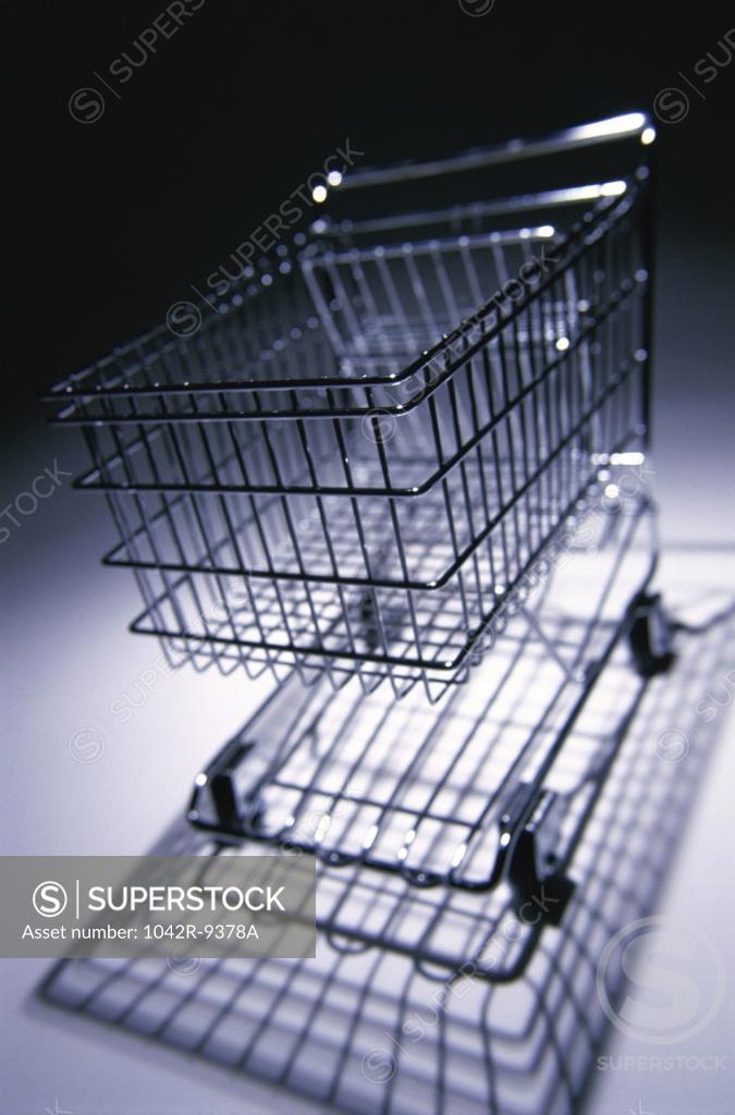 Stock Photo: 1042R-9378A Shopping cart