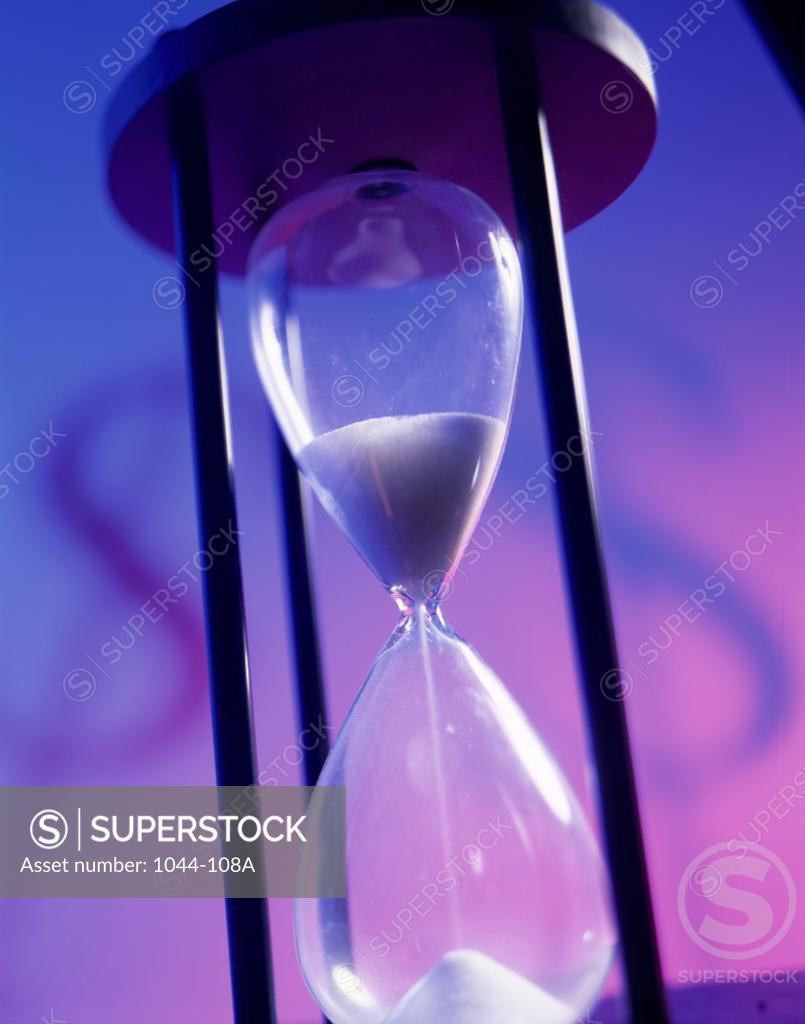 Stock Photo: 1044-108A Close-up of an hourglass
