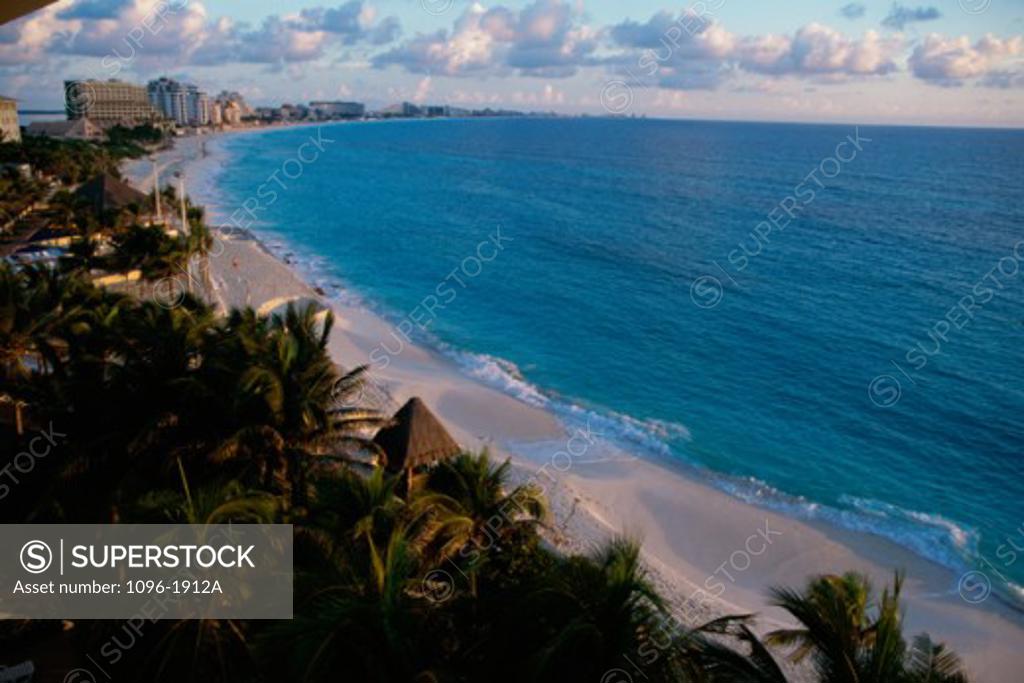 Stock Photo: 1096-1912A High angle view of a resort on the beach, Cancun, Mexico