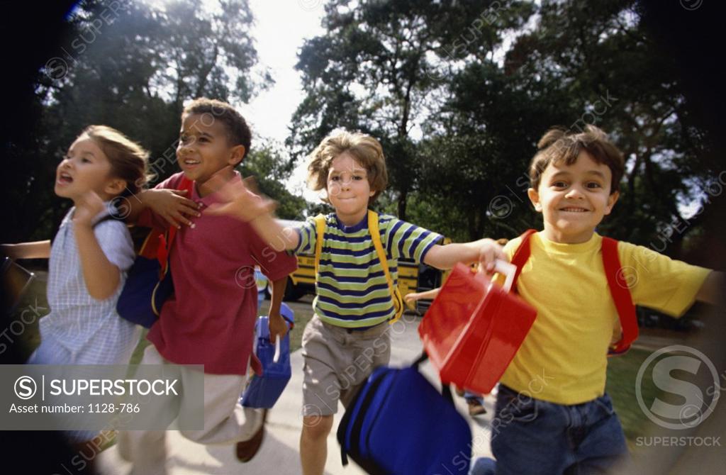 Stock Photo: 1128-786 Students running with their backpacks