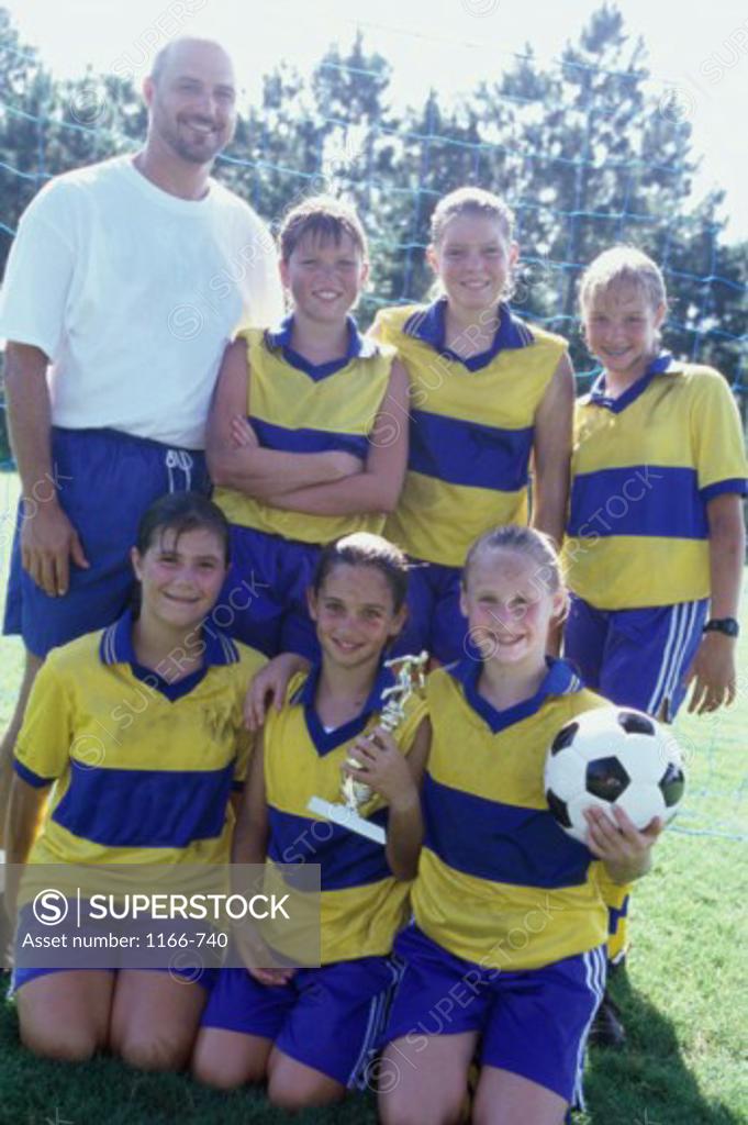 Stock Photo: 1166-740 Portrait of a female soccer team