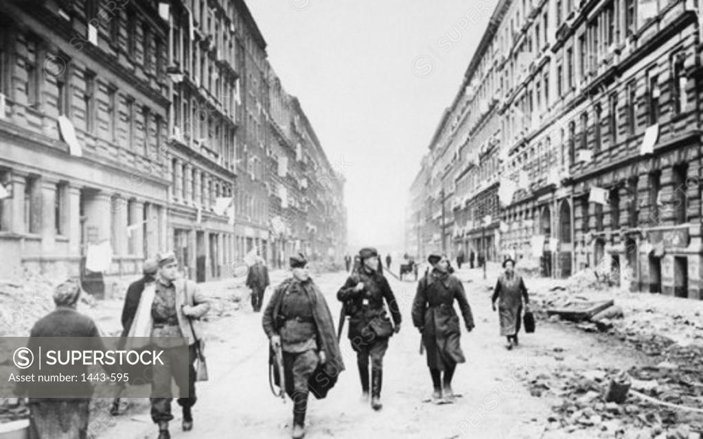 Stock Photo: 1443-595 Soviet troops entering the city, Battle of Berlin, Berlin, Germany, May 1, 1945