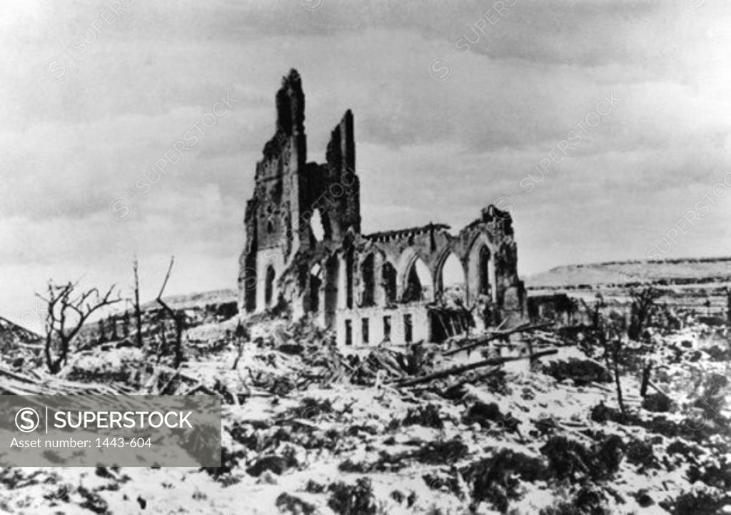 Stock Photo: 1443-604 Old ruins of a church on a landscape, Ablain St. Nazaire, France, 1915