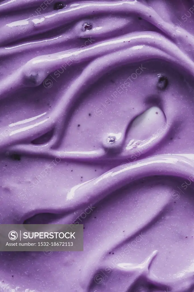 Blueberry vegan yoghurt swirls