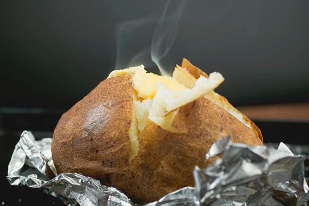 Steaming baked potato