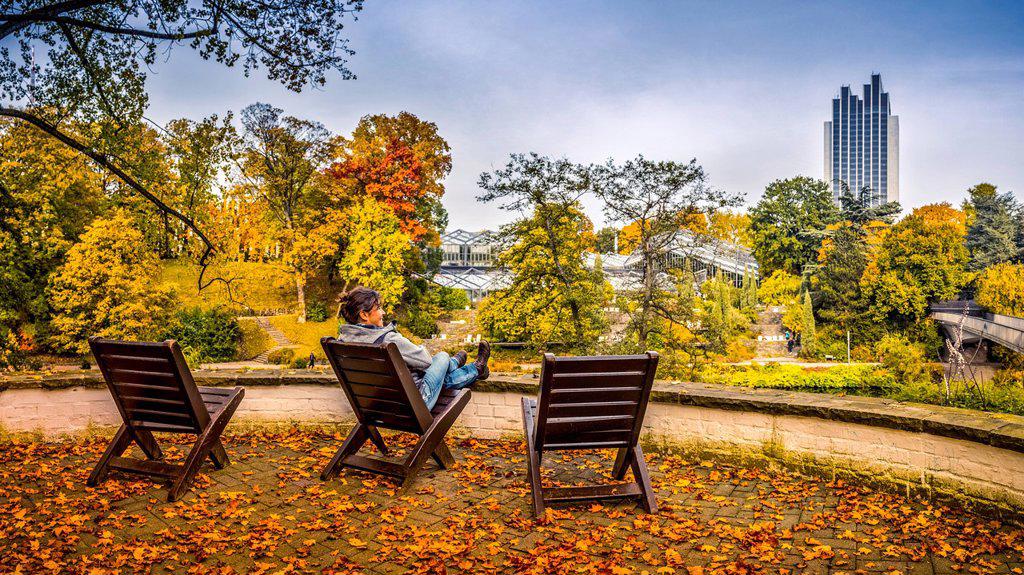 Germany, Hamburg, Park, park, Planten un Blomen, autumn, woman