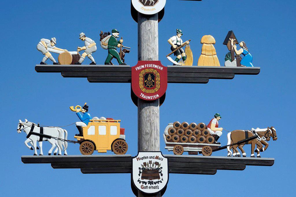 Germany, Bavaria, Upper Bavaria, Traunstein, town square, maypole, detail