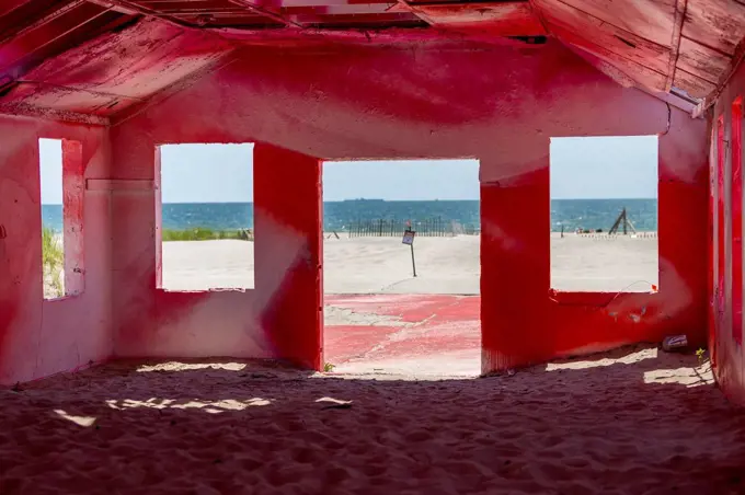 FORT TILDEN/ROCKAWAY BEACH, New York City, NY, USA, beach house seafront art installation by Katharina Grosse at NY–€™s Fort Tilden