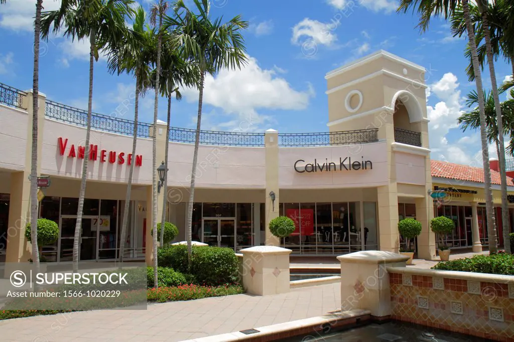 Florida, Estero, Miromar Outlets, shopping, front, outside, Van Heusen,  men´s clothing, Calvin Klein, designer, - SuperStock