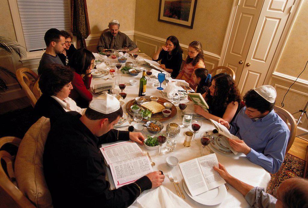 The traditional Passover meal called the ´seder´ which is usually celebrated around easter in the spring. Photo taken in Bethesda, Maryland