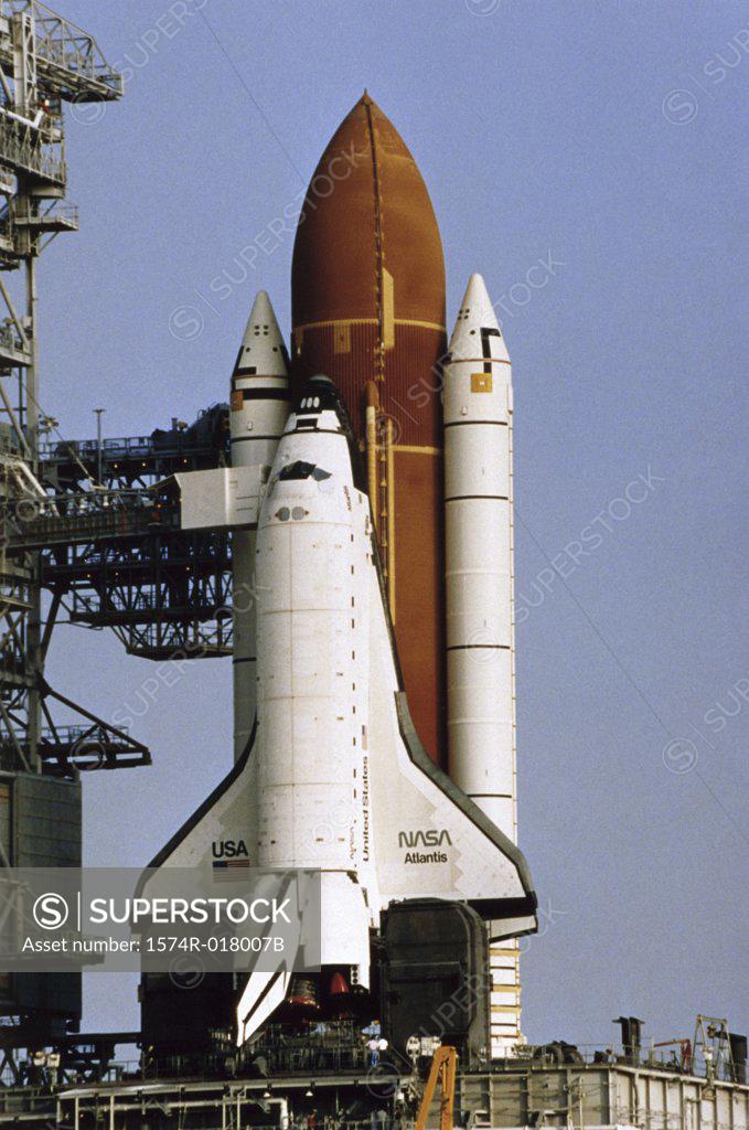 Stock Photo: 1574R-018007B Space Shuttle Atlantis