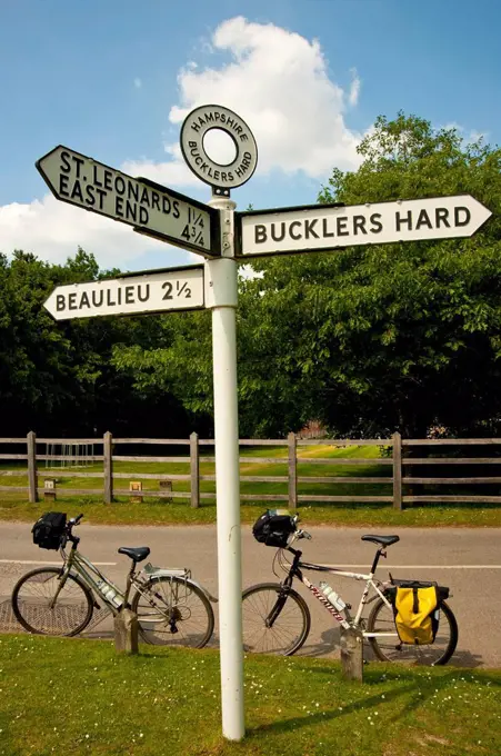 Directions And Bicycles Around The Shipbuilding Village Of Buckler's Hard, New Forest National Park, Hampshire, Uk
