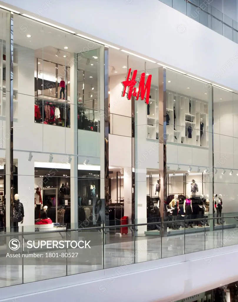 Westfield London, London, United Kingdom. Architect: Westfield Group, 2008.  H&M Store. - SuperStock