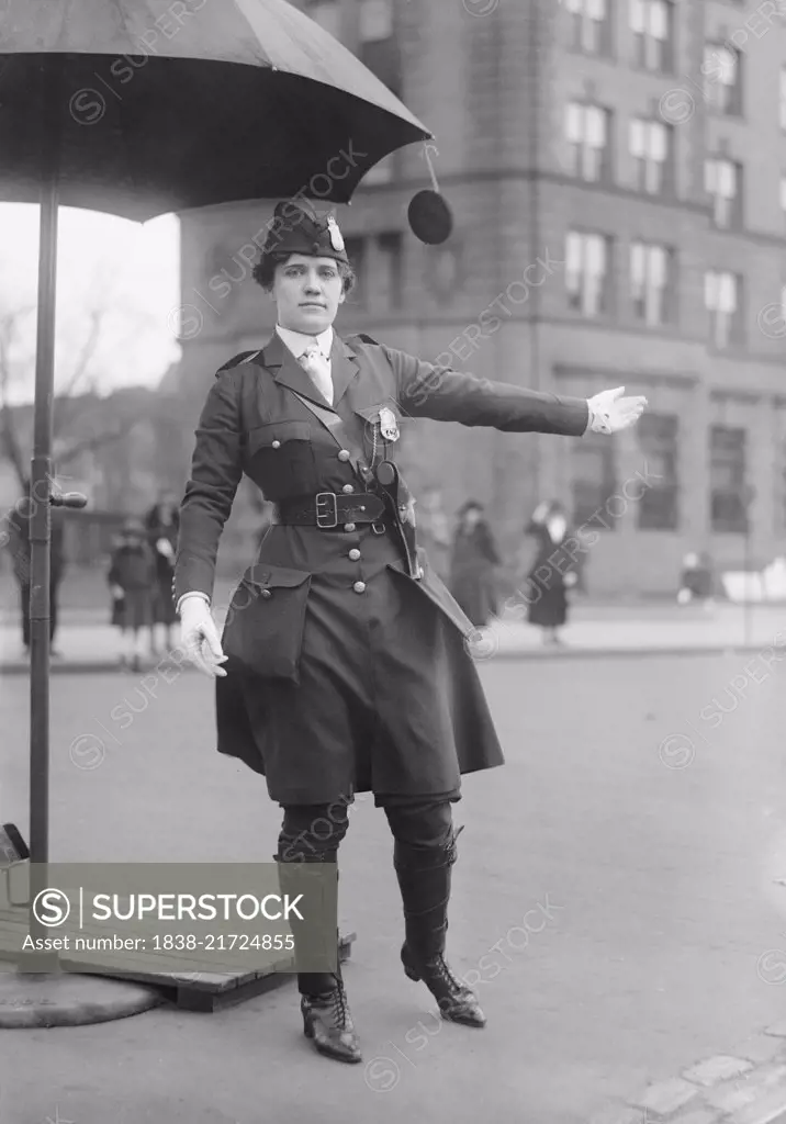 Leola N. King, First Female Traffic Cop, Washington DC, USA, Harris & Ewing, 1918