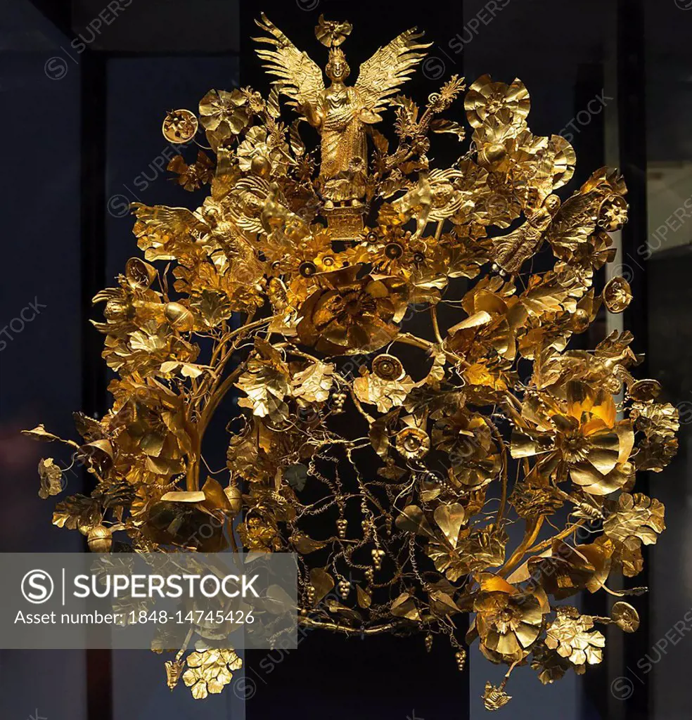 Wreath of death made of gold and glass from antiquity, end of 4th century B. C., Staatliche Antikensammlung, Munich, Upper Bavaria, Germany