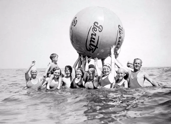 Group with bathers on the beach, funny, laughing, ball, summer, advertising, summer holidays, holiday, joie de vivre, about 1930s, Baltic Sea, Usedom,...