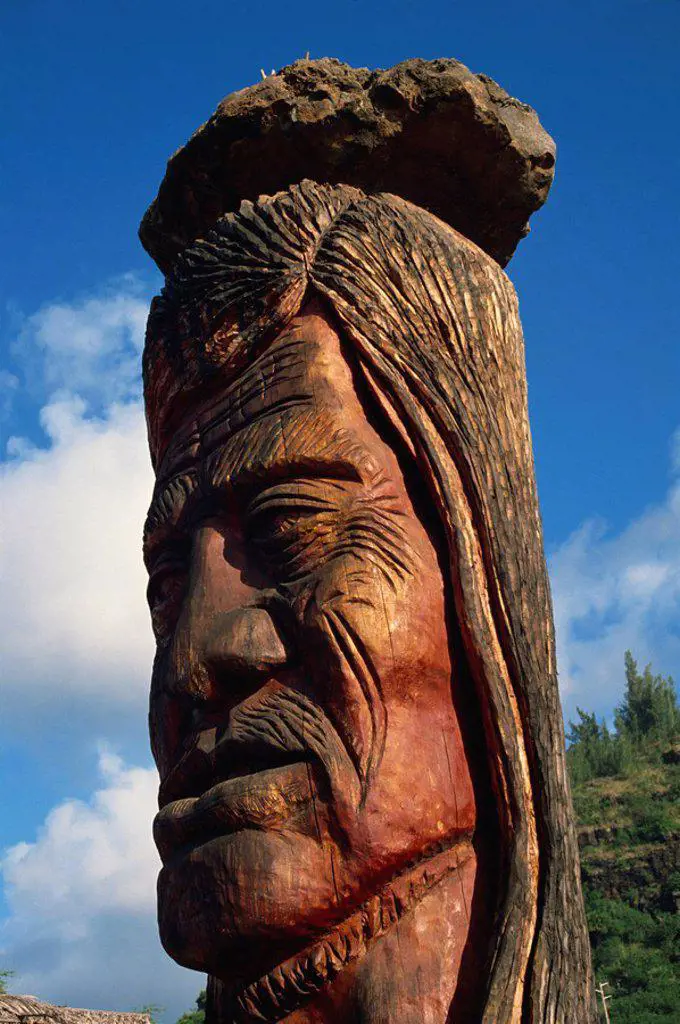 Carving honours living and ancient native Hawaiians, Pohaku Loa, Maui, Hawaiian Islands, United States of America, Pacific, North America
