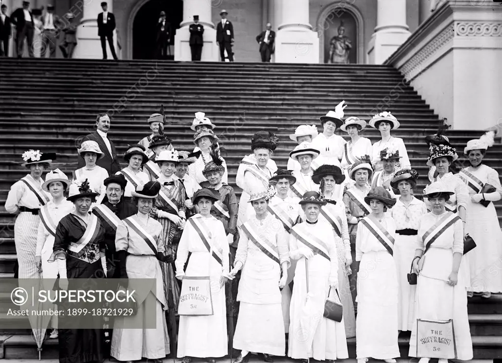 Suffragettes Group Photo on the steps of the U.S. Capitol circa 1914.