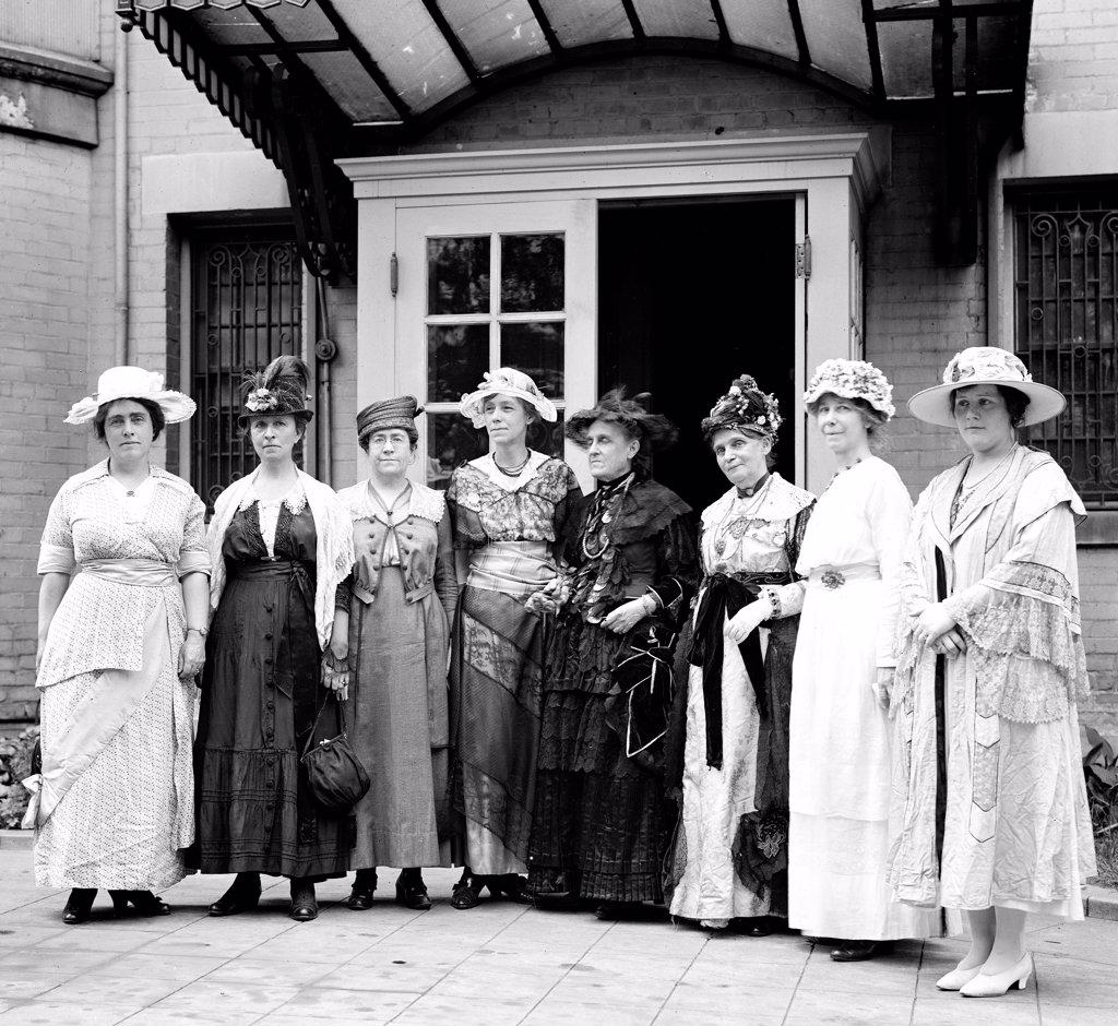 Housekeeper's Alliance ca. early 1900s. 