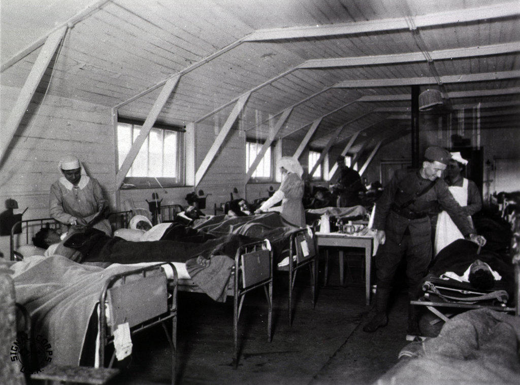 Nurses attending to African American patients ca. 1918. 