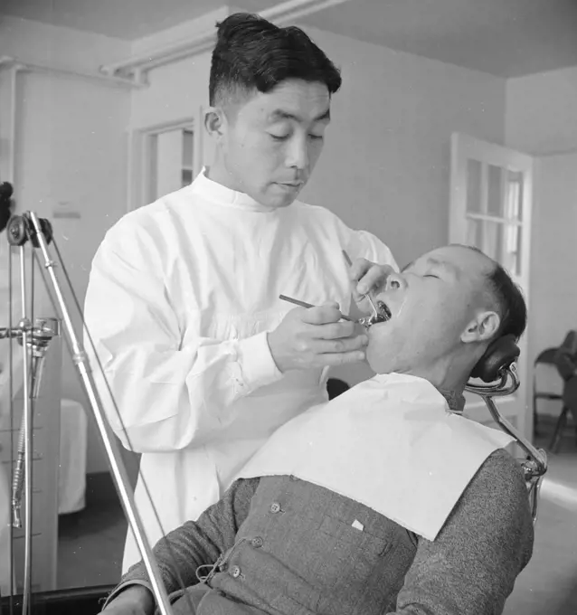 Minidoka Relocation Center. Dentist: Doctor T. Nakamura. Hospital Series. Dental Laboratory 12/10/1942. 
