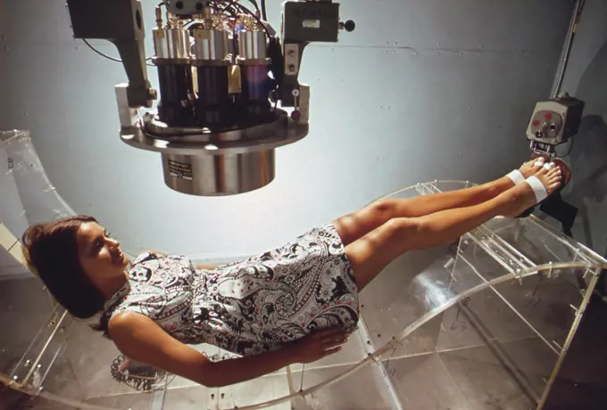 Whole body counter is used to measure natural levels of radiation, June 1972
