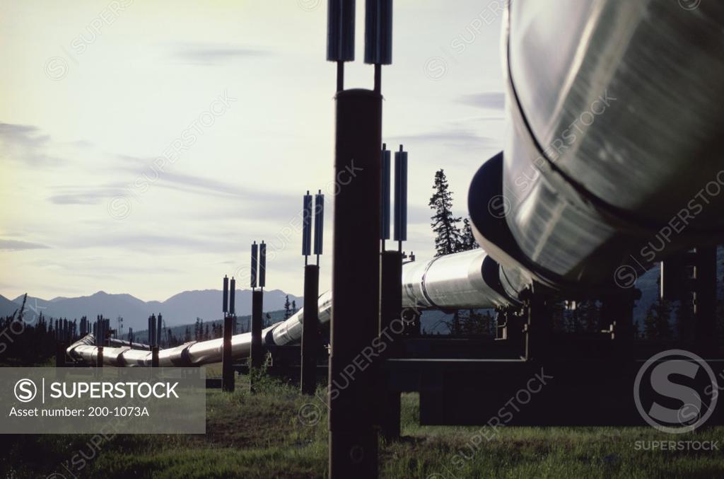 Stock Photo: 200-1073A Pipeline Alaska USA