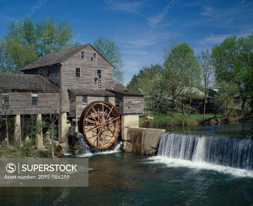 Stock Photo: 2095-586259 Old Mill Pigeon Forge Tennessee USA