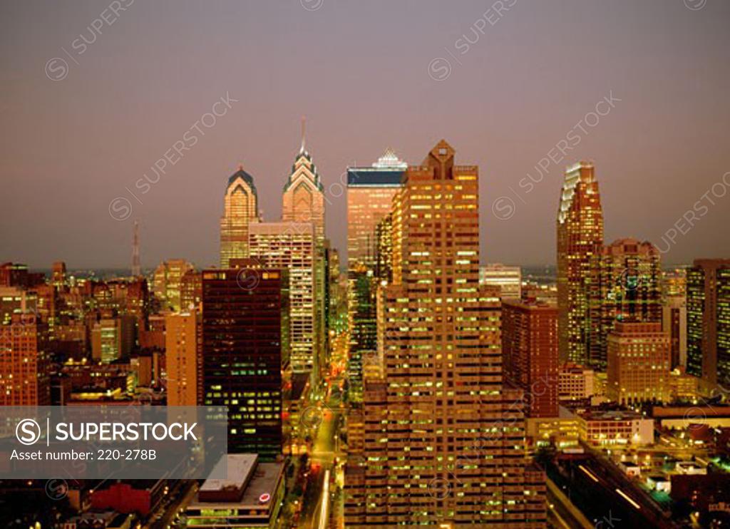 Stock Photo: 220-278B USA, Pennsylvania, Philadelphia skyline at dusk