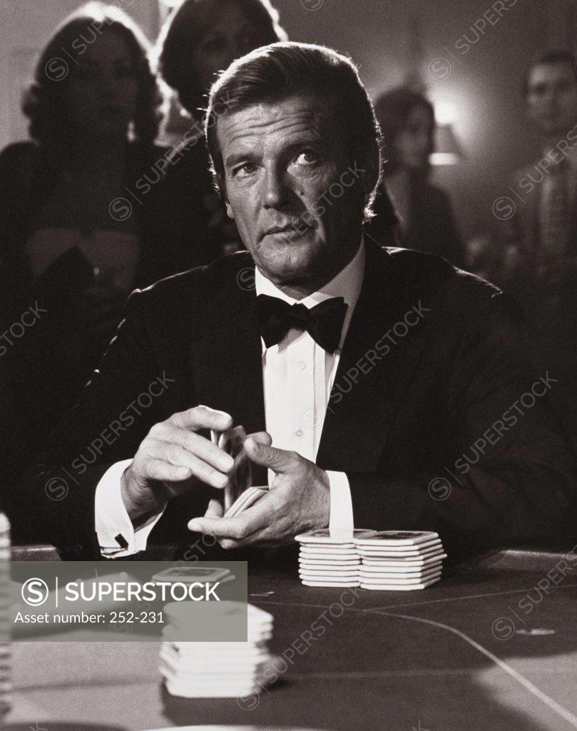 Stock Photo: 252-231 Roger Moore, For Your Eyes Only, 1981
