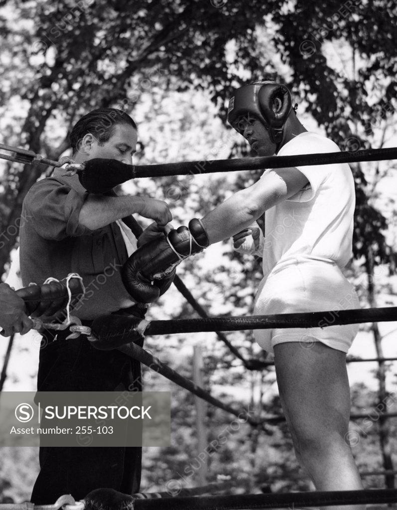 Stock Photo: 255-103 Joe Louis, 1914-1981, World Heavyweight, Boxing Champion
