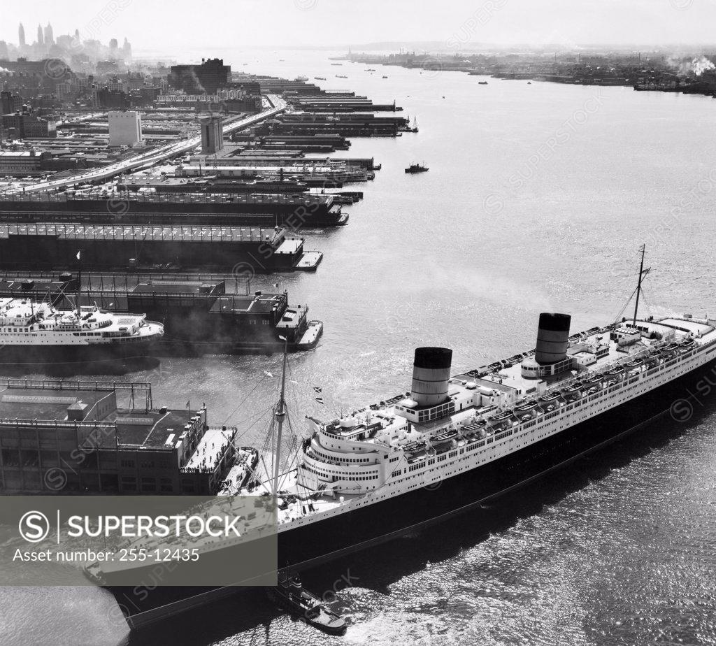 Stock Photo: 255-12435 High angle view of a cruise ship at a harbor, RMS Queen Elizabeth II, Hudson River, New York City, New York State, USA