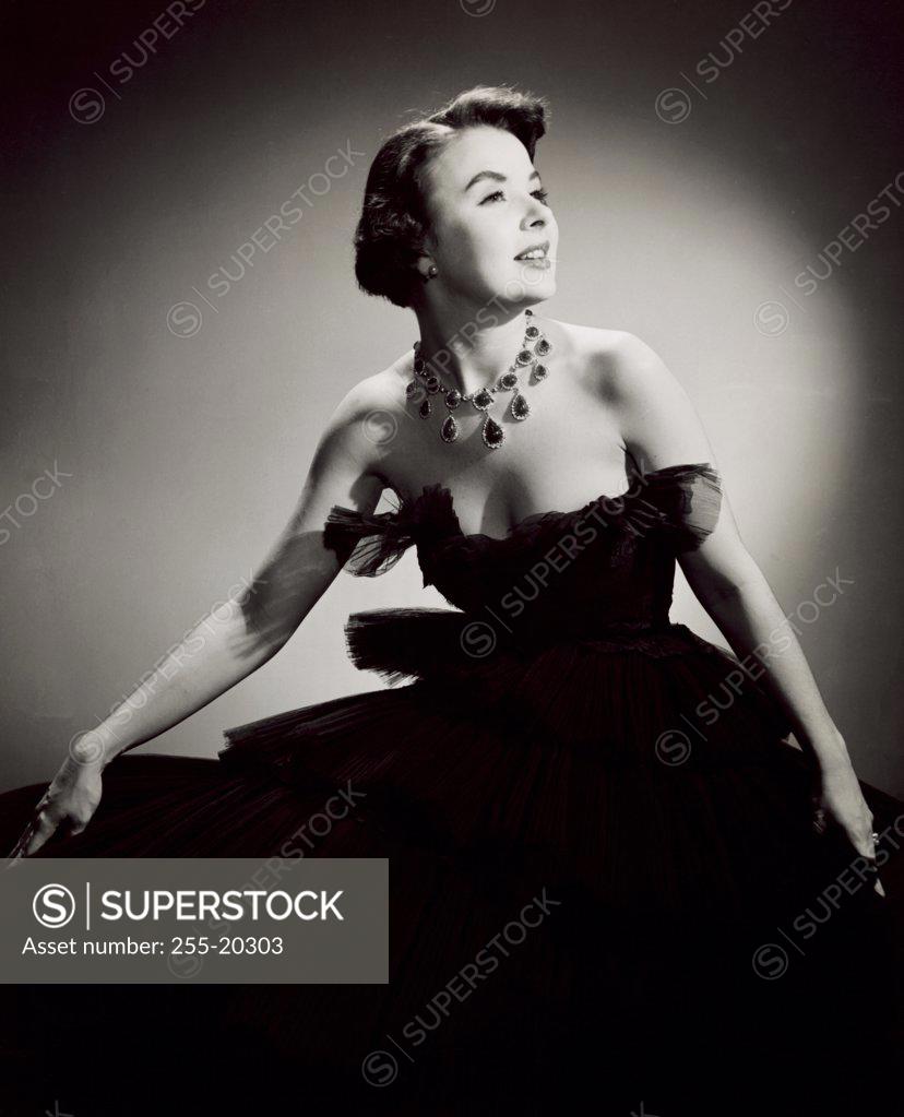 Stock Photo: 255-20303 Close-up of a mid adult woman