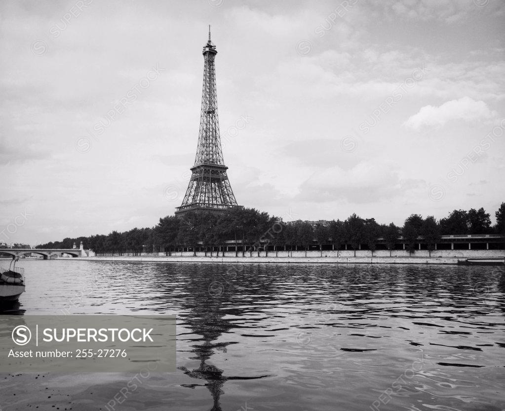 Stock Photo: 255-27276 Eiffel Tower Seine River Paris France
