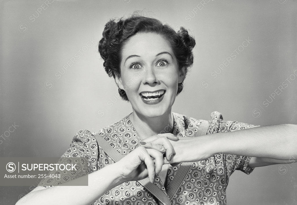 Stock Photo: 255-4043 Portrait of mid adult woman laughing