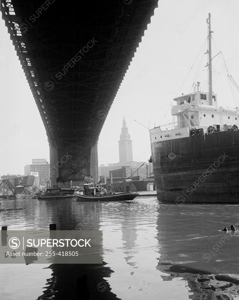 Stock Photo: 255-418505 USA, Ohio, Cleveland, Cuyahoga River knows as the Kinky Cuyahoga with Terminal Tower in the background