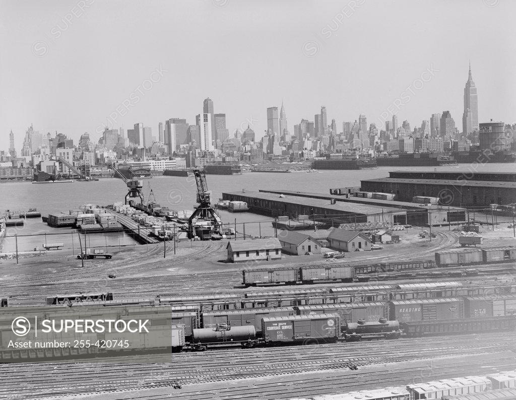 Stock Photo: 255-420745 USA, New York State, New York City, Port with railroad track and Manhattan's skyline in the background