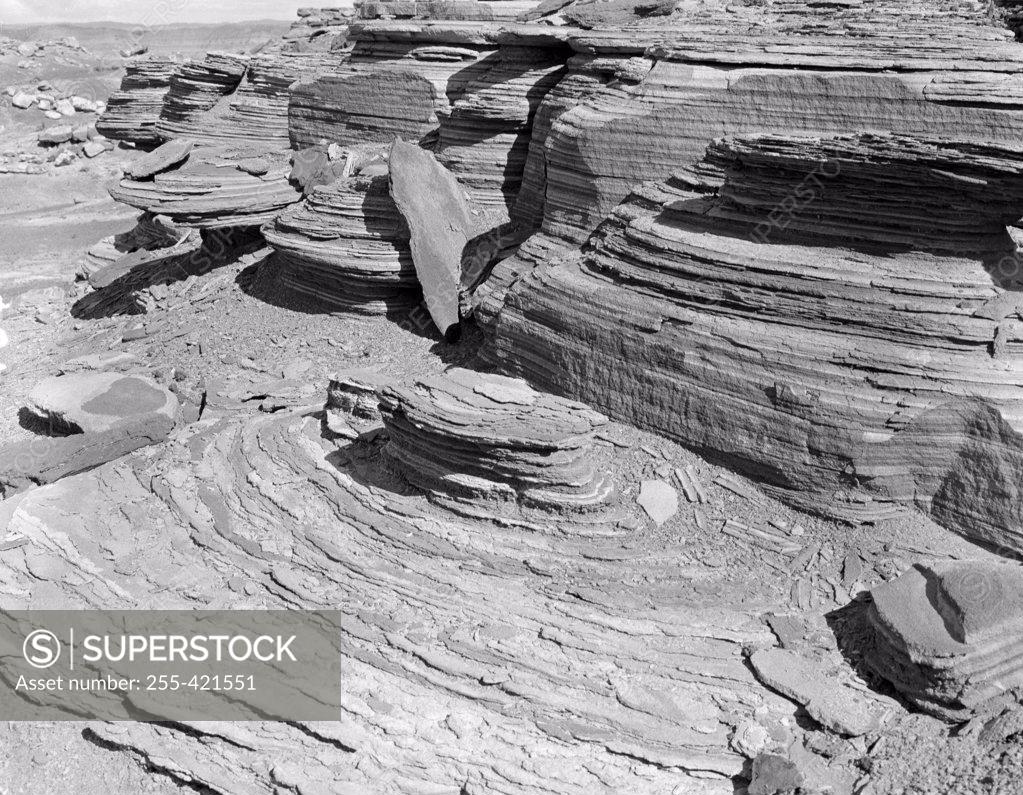 Stock Photo: 255-421551 USA, Arizona, Painted Desert, rock formations