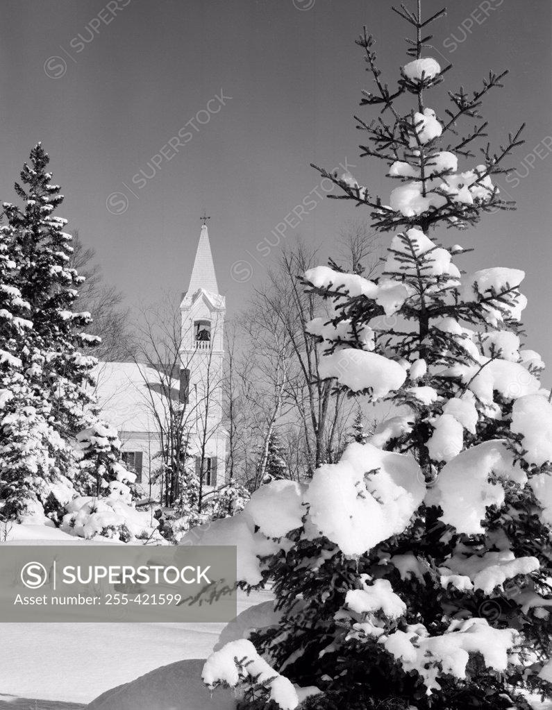 Stock Photo: 255-421599 USA, New Hampshire, Jefferson, church