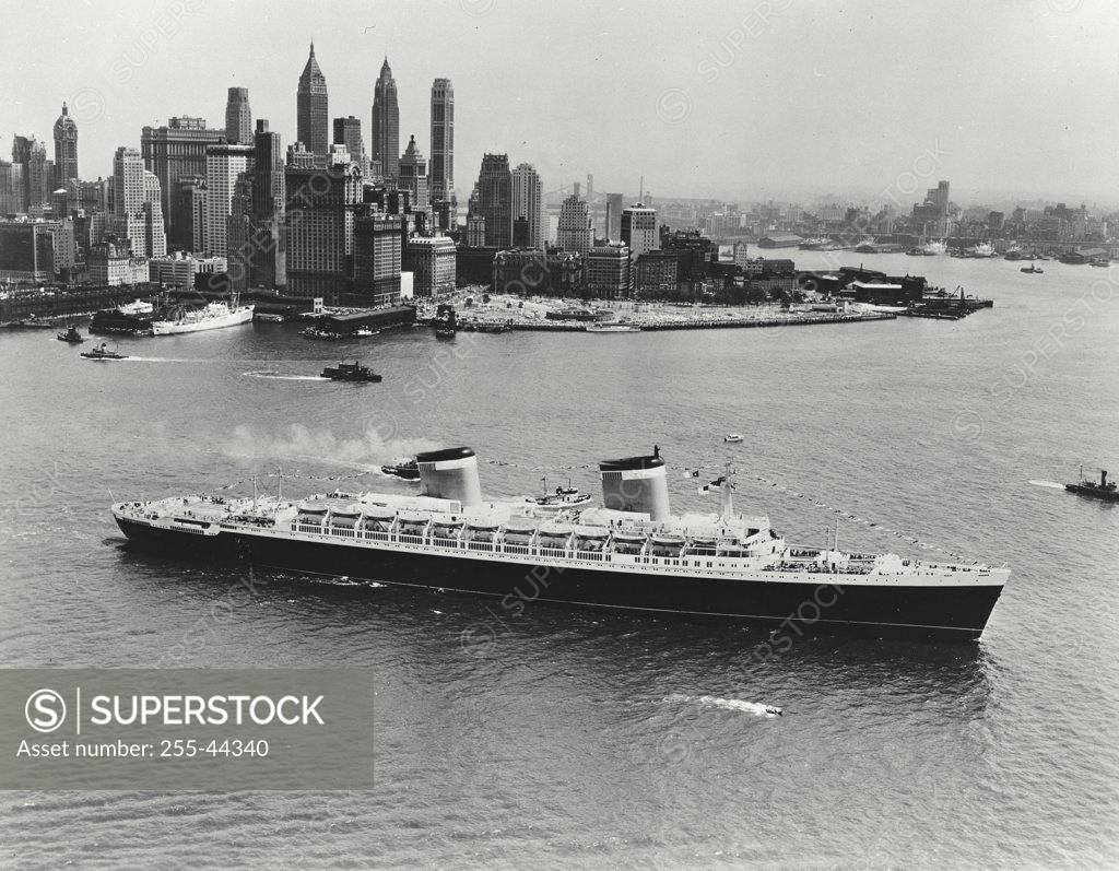 Stock Photo: 255-44340 USA, New York State, New York City, High angle view of cruise ship in sea