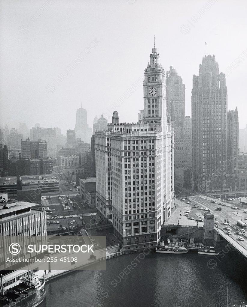 Stock Photo: 255-45108 Skyscrapers in a city along a river, Chicago River, Chicago, Illinois, USA