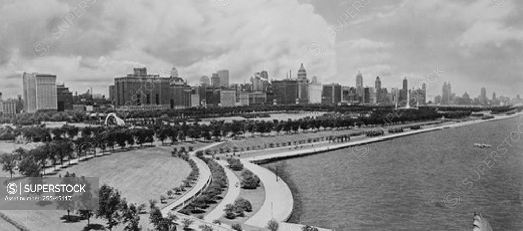 Stock Photo: 255-45117 High angle view of a park, Grant Park, Chicago, Illinois, USA