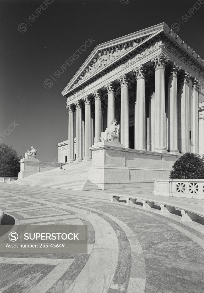 Stock Photo: 255-45649 Facade of a government building, US Supreme Court, Washington DC, USA