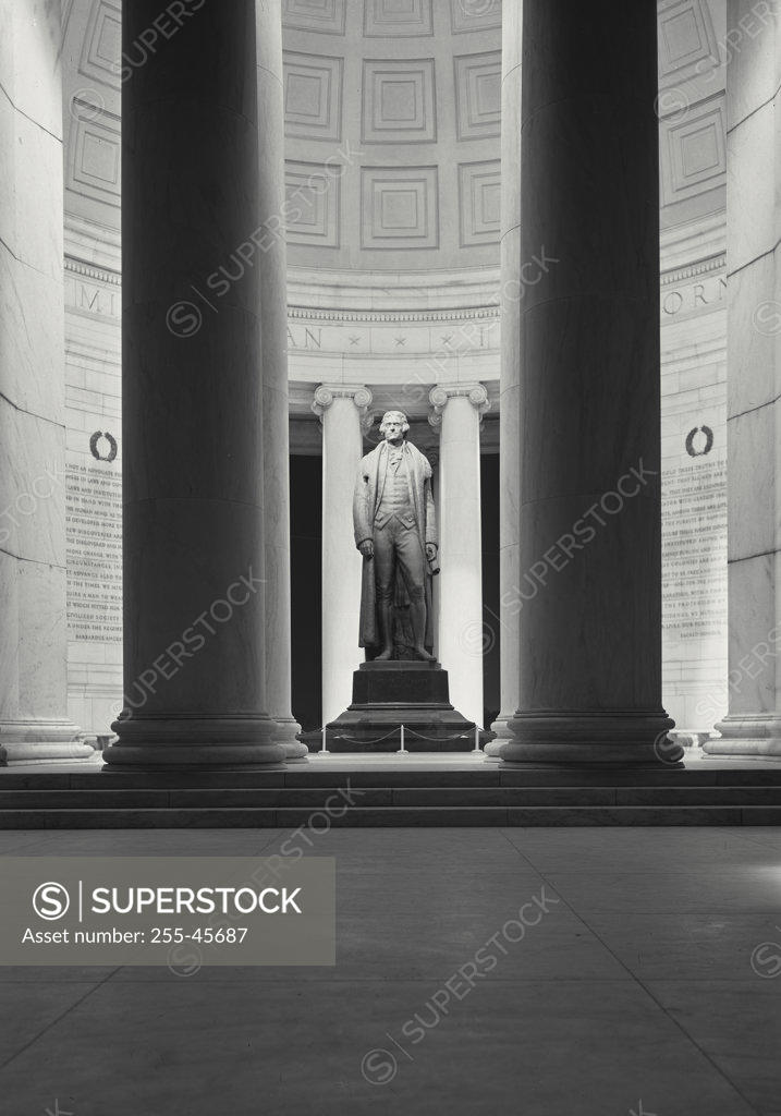 Stock Photo: 255-45687 Statue of Thomas Jefferson in a memorial, Jefferson Memorial, Washington DC, USA