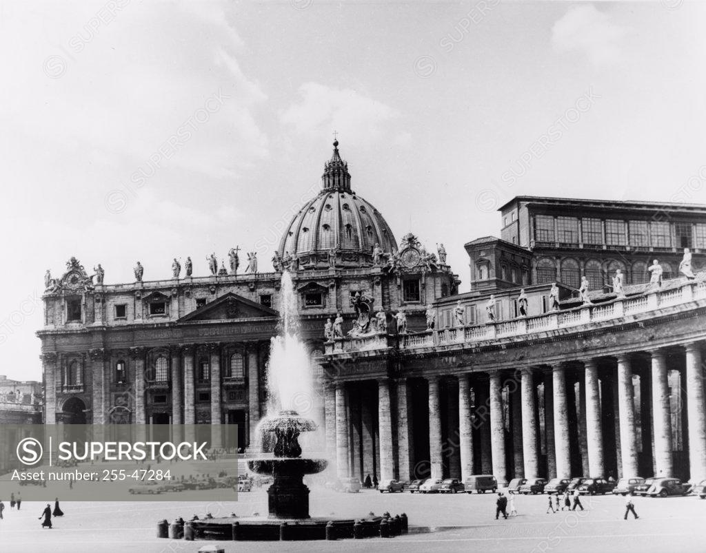 Stock Photo: 255-47284 St. Peter's Basilica Vatican City