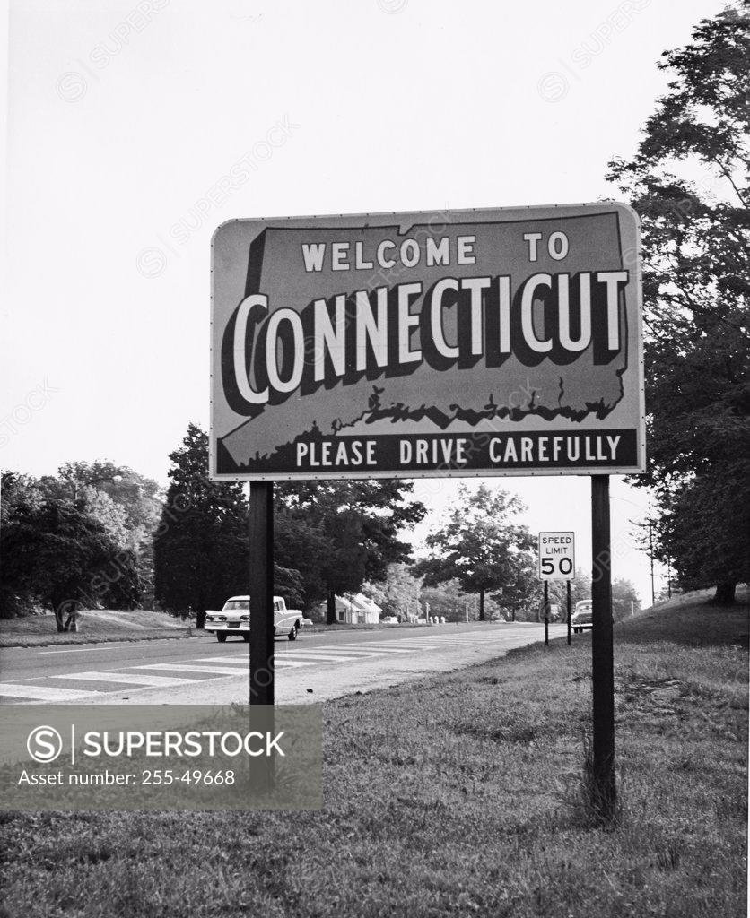 Stock Photo: 255-49668 Welcome Sign, Connecticut, USA