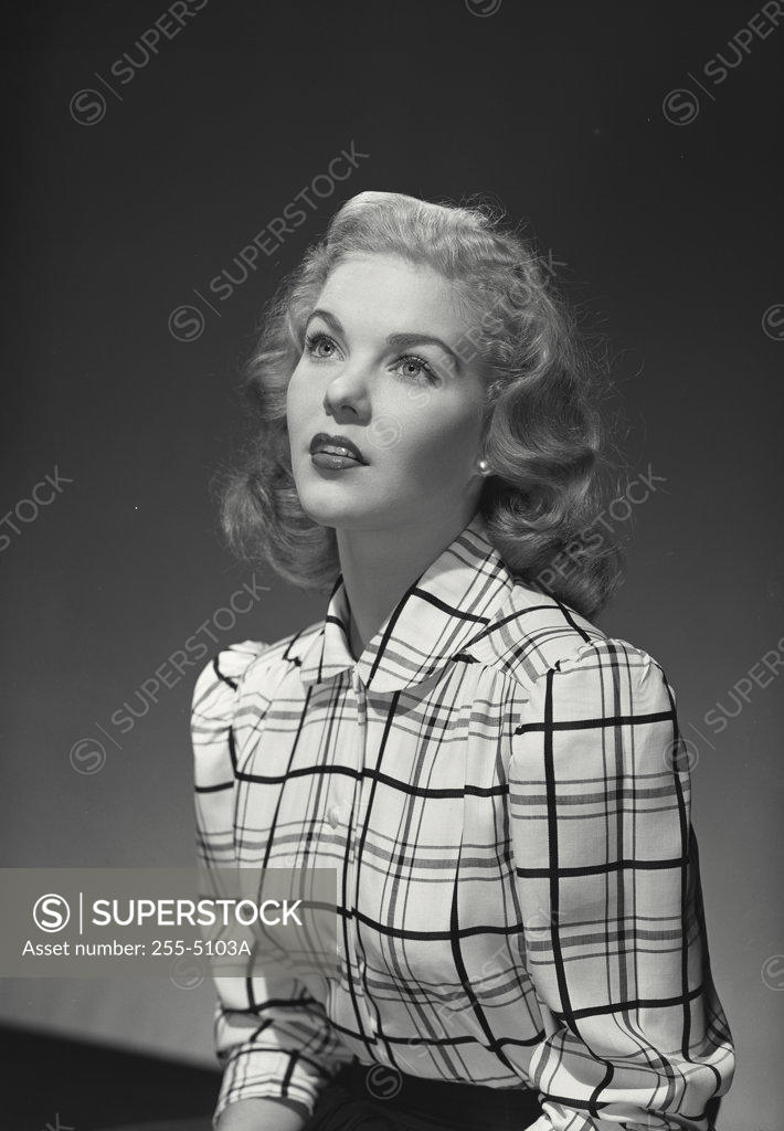 Stock Photo: 255-5103A Close-up of young woman looking up